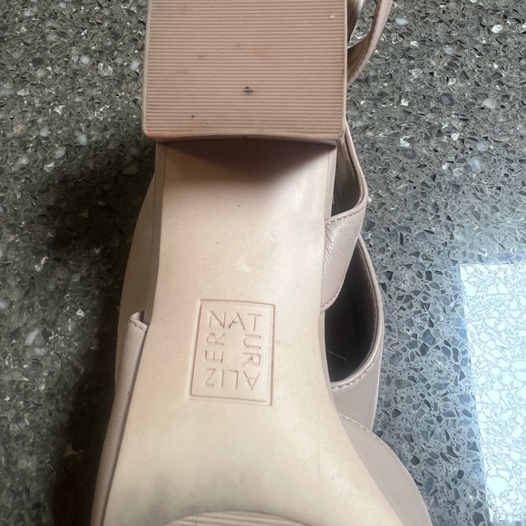 Naturalizer Jayla Slingback Pump Cream Low Heel Sophisticated Design 11 - Picture 6 of 6